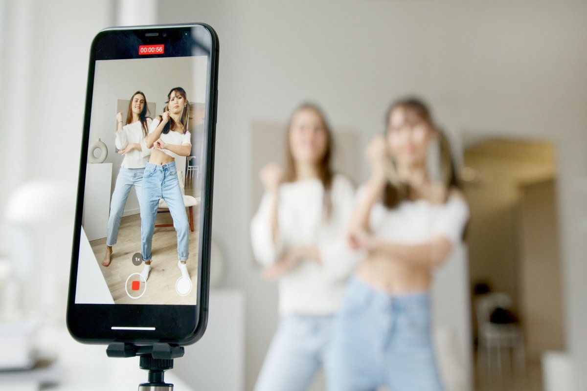 Why Hire an Influencer Marketing Agency?