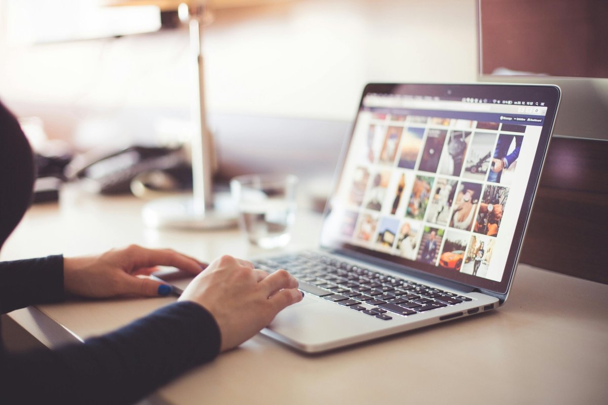 Why Hire a Social Media Marketing Agency?